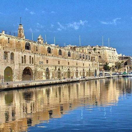 The View Penthouse Lägenhet Cospicua Exteriör bild