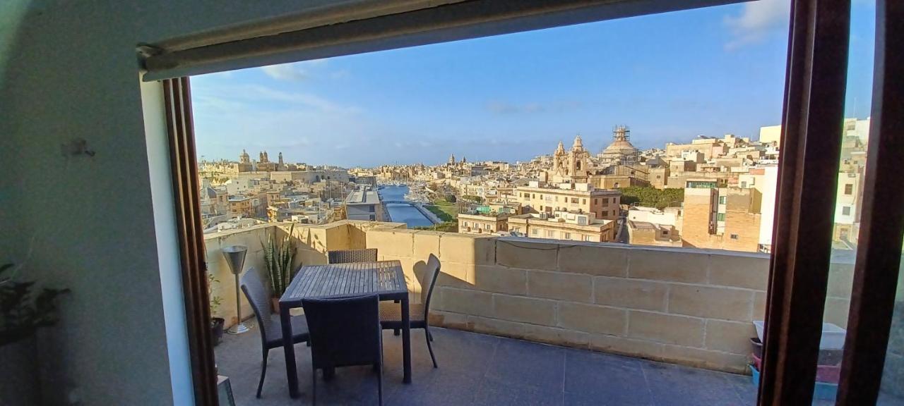 The View Penthouse Lägenhet Cospicua Exteriör bild