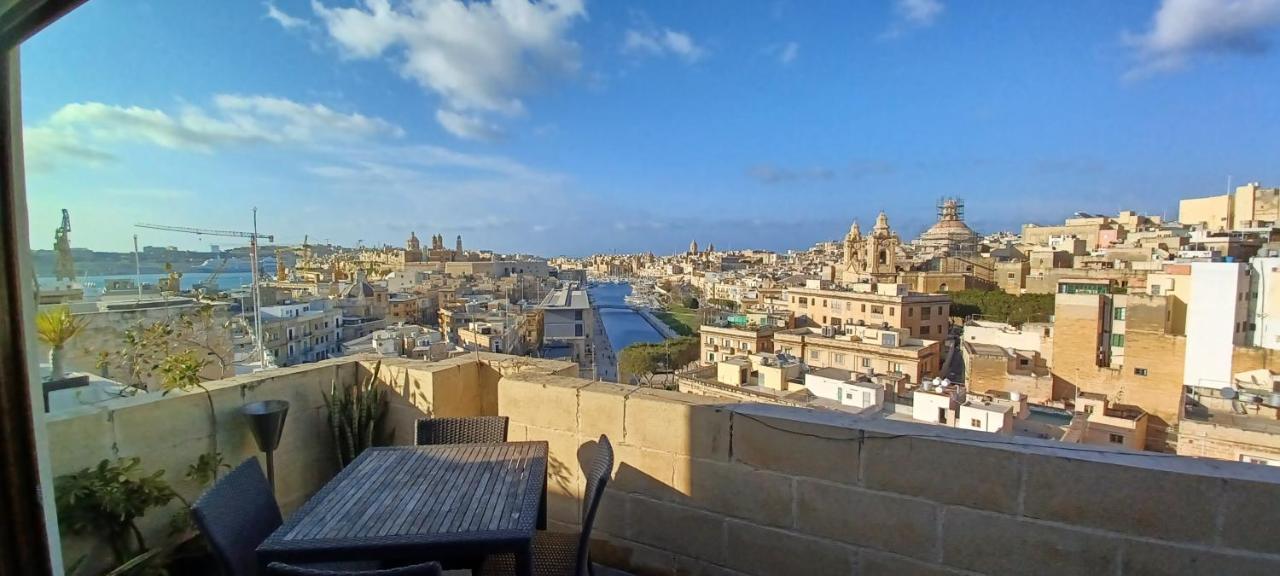 The View Penthouse Lägenhet Cospicua Exteriör bild