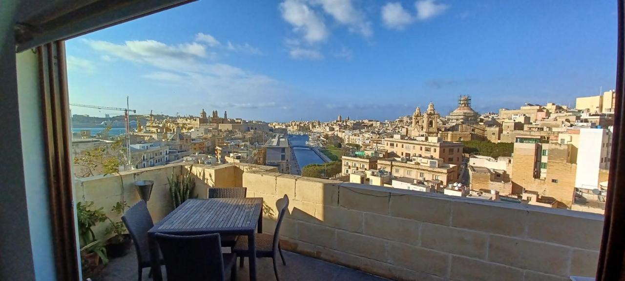 The View Penthouse Lägenhet Cospicua Exteriör bild